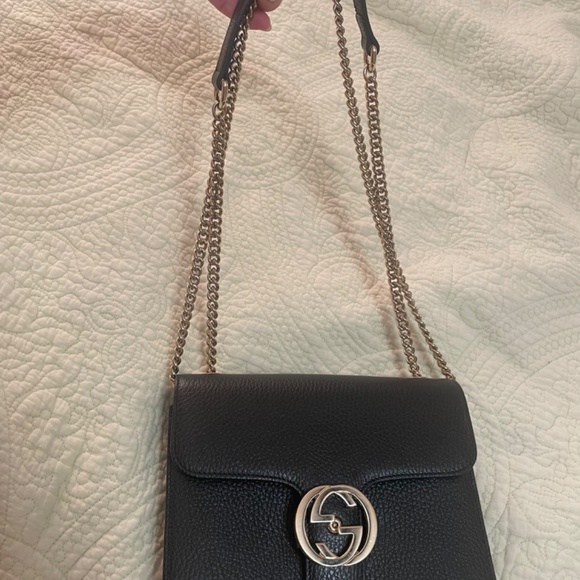 Gucci interlocking ollar Calfskin Small Interlocking G Shoulder Bag Soft black - Picture 4 of 5